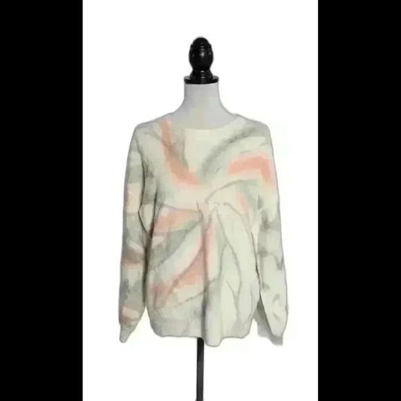 Sweaters - Cozy Oversized Pastel Sweater - Soft Knit with Abstract Pattern